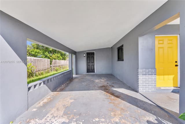 5724 SW 18th St, West Park FL 33023 - West Park, FL - Photo 5