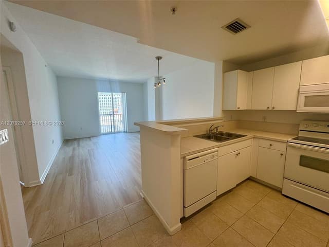 10 Aragon Ave # 1008, Coral Gables FL 33134 - Coral Gables, FL - Photo 2