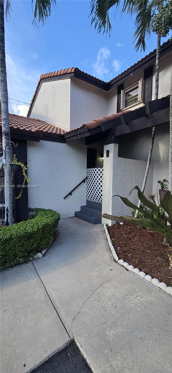 4825 SW 149th Ct # 18B, Miami FL 33185 - Miami, FL - Photo 2