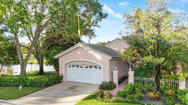 181 Green Point Circle # 181, Palm Beach Gardens FL 33418 - Palm Beach Gardens, FL - Photo 2