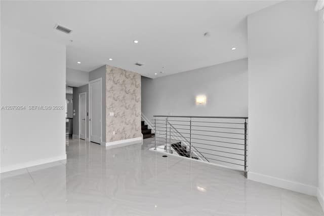 10517 NW 66th St, Doral FL 33178 - Doral, FL - Photo 5