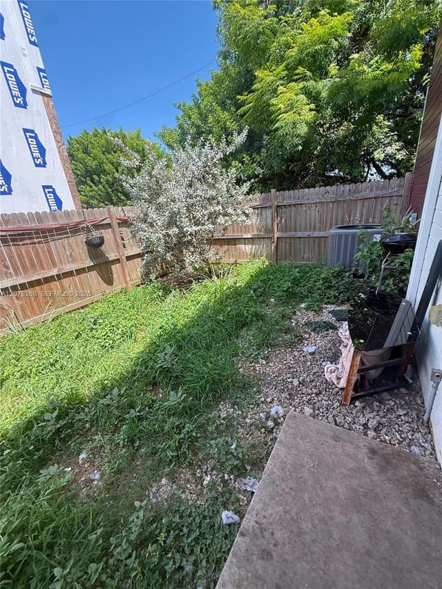 916 NW 8th St # 6, Florida City FL 33034 - Florida City, FL - Photo 5