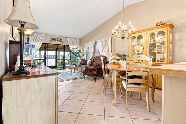 611 Banks Road, Margate FL 33063 - Margate, FL - Photo 4
