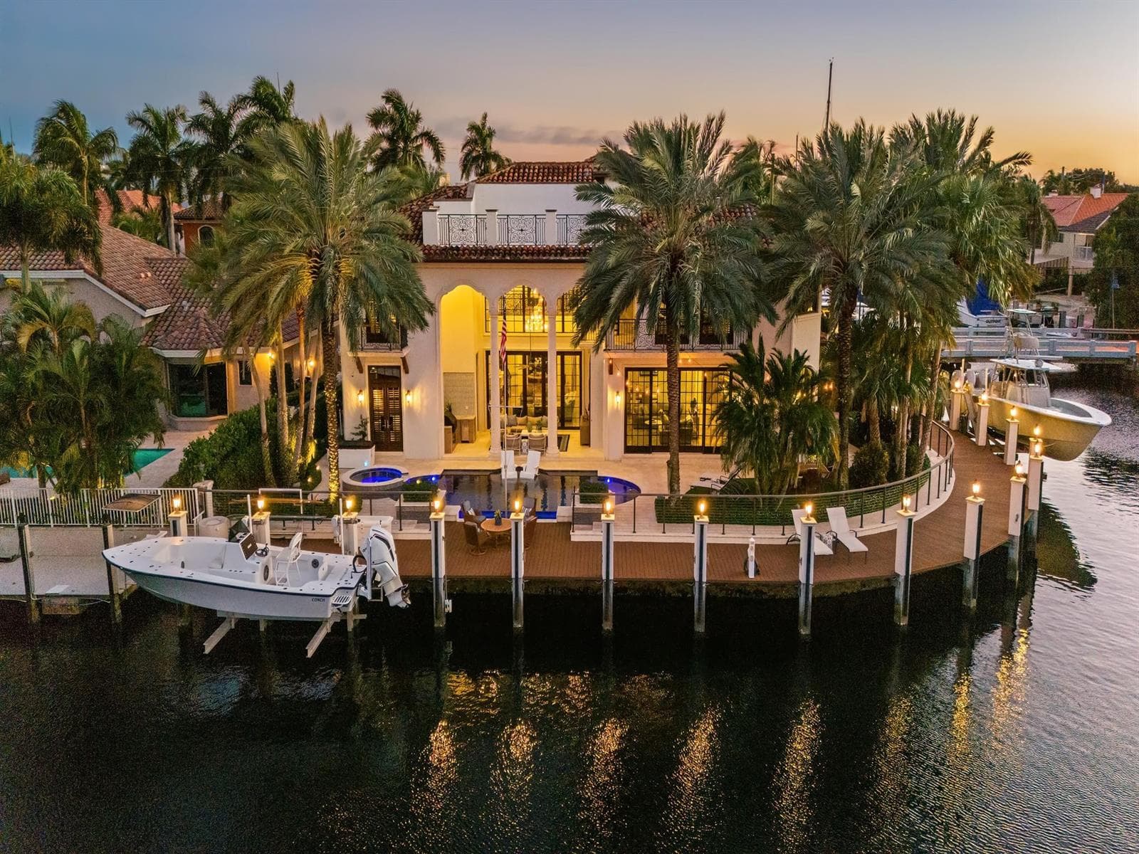 2319 NE 28TH Street, Lighthouse Point FL 33064