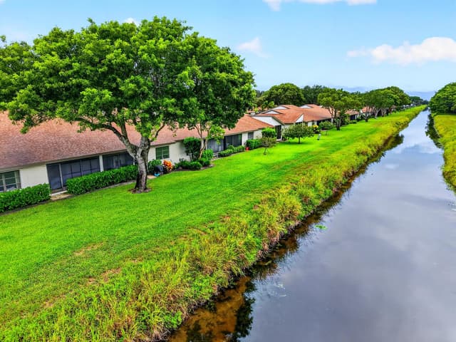 8179 Whispering Palm Drive, Boca Raton FL 33496 - Boca Raton, FL - Photo 2