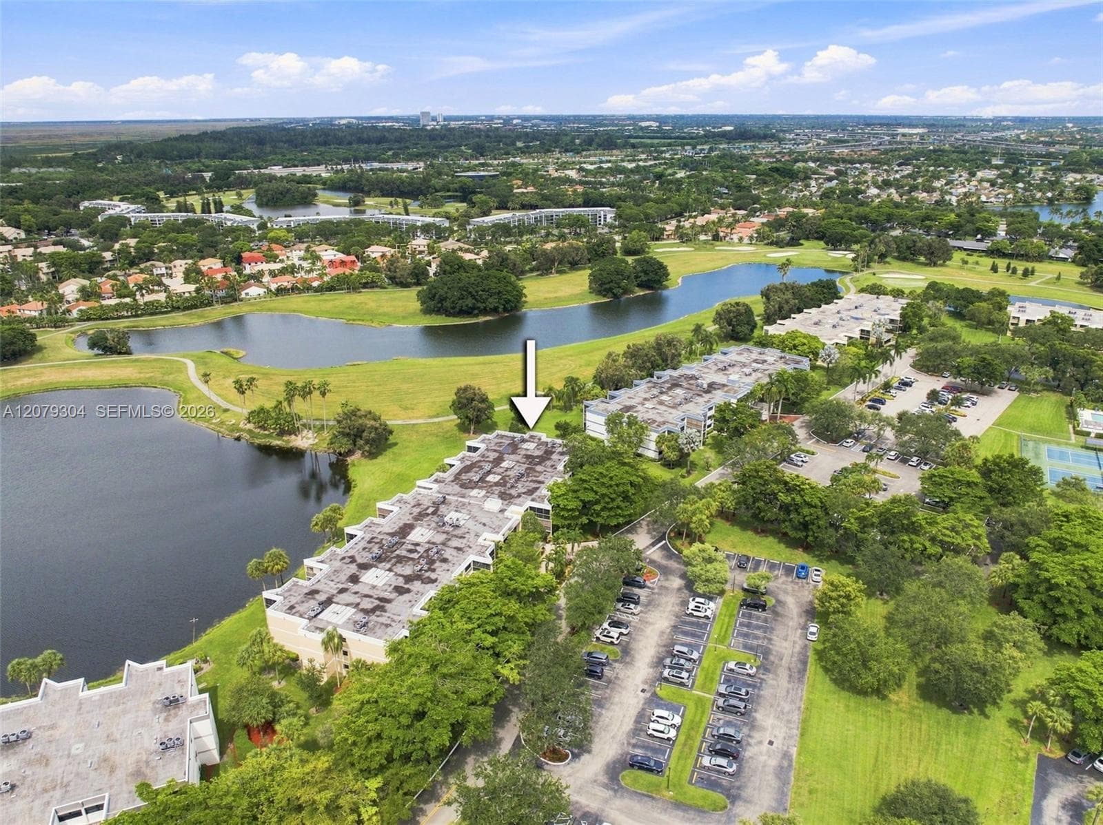 16325 Golf Club Rd # 104, Weston FL 33326