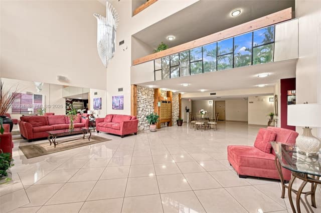 16325 Golf Club Rd # 104, Weston FL 33326 - Weston, FL - Photo 5