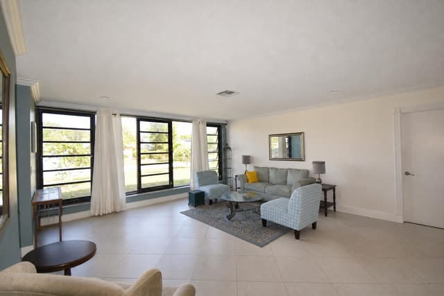 630 WEST Drive, Delray Beach FL 33445 - Delray Beach, FL - Photo 2