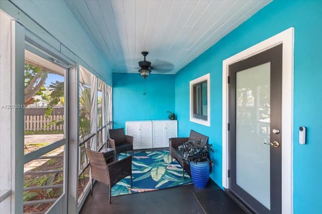 2434 Lincoln St, Hollywood FL 33020 - Hollywood, FL - Photo 3
