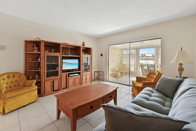 3506 NW 49th Avenue # 603, Lauderdale Lakes FL 33319 - Lauderdale Lakes, FL - Photo 6