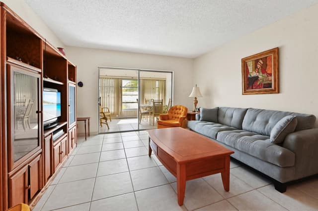 3506 NW 49th Avenue # 603, Lauderdale Lakes FL 33319 - Lauderdale Lakes, FL - Photo 5