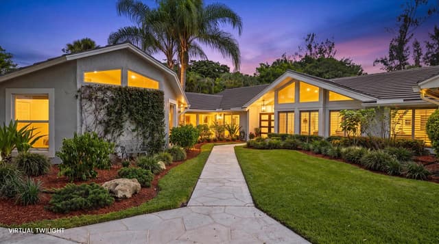 13343 DOUBLETREE Circle, Wellington FL 33414 - Wellington, FL - Photo 2