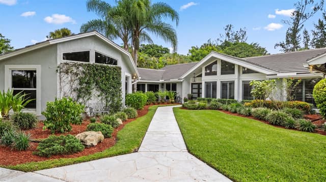 13343 DOUBLETREE Circle, Wellington FL 33414 - Wellington, FL - Photo 3