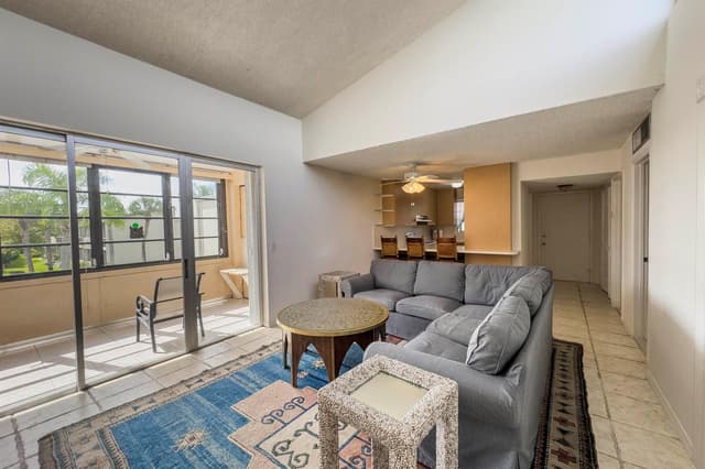 2540 Boundbrook Boulevard # 204, Palm Springs FL 33406 - Palm Springs, FL - Photo 5