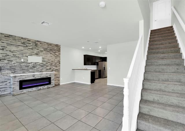 1240 Eucalyptus Dr # 2, Hollywood FL 33021 - Hollywood, FL - Photo 4