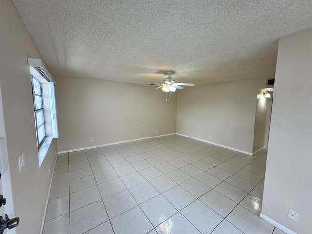811 Flanders Q, Delray Beach FL 33484 - Delray Beach, FL - Photo 6