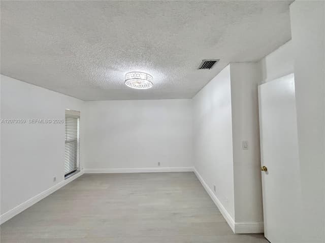 2377 SW 16 Dr, Deerfield Beach FL 33442 - Deerfield Beach, FL - Photo 7