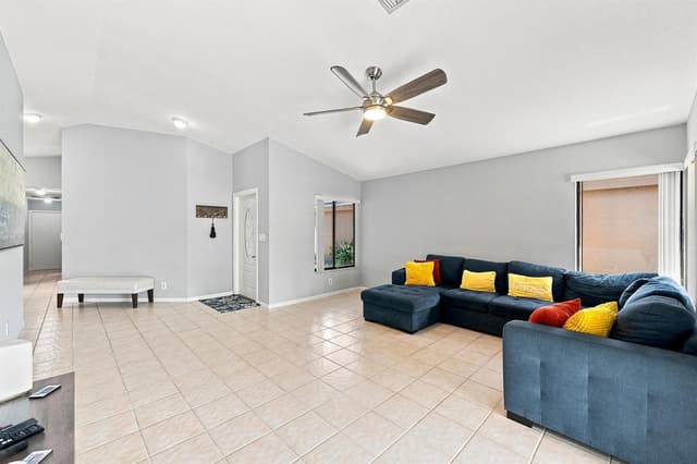 2385 NW 34TH Terrace, Coconut Creek FL 33066 - Coconut Creek, FL - Photo 7