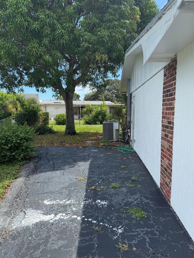 3651 BAHAMA Road, FL 33410 - Photo 2