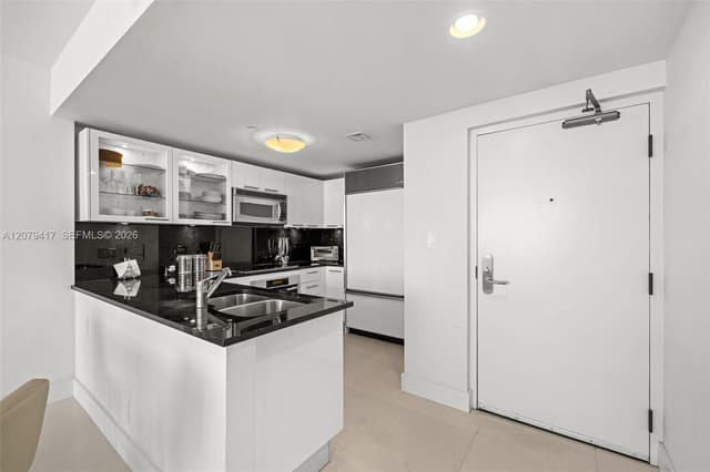 6801 Collins Ave # 1401, Miami Beach FL 33141 - Miami Beach, FL - Photo 2