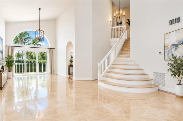 10916 NW 58th Ter, Doral FL 33178 - Doral, FL - Photo 3