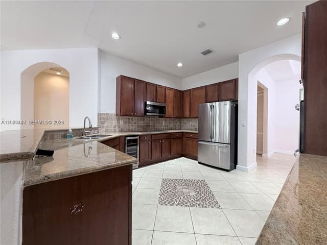 19385 SW 79th Ct, Cutler Bay FL 33157 - Cutler Bay, FL - Photo 6