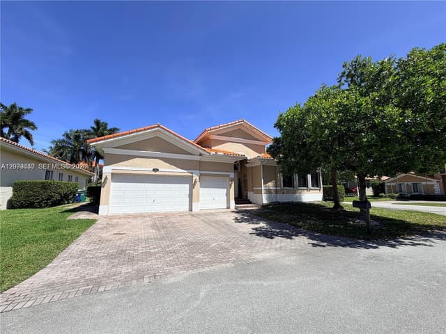 19385 SW 79th Ct, Cutler Bay FL 33157 - Cutler Bay, FL - Photo 3