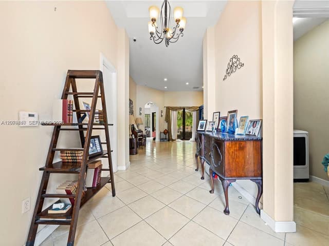 19385 SW 79th Ct, Cutler Bay FL 33157 - Cutler Bay, FL - Photo 5