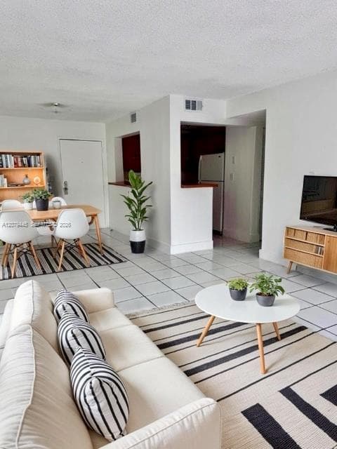 9678 Fontainebleau Blvd # 111, Miami FL 33172 - Miami, FL - Photo 2