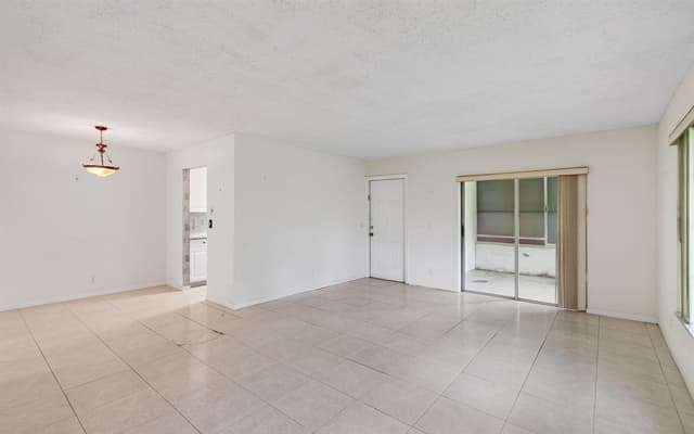 1057 E Circle Terrace, Delray Beach FL 33445 - Delray Beach, FL - Photo 3