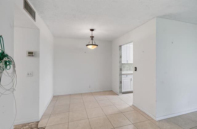 1057 E Circle Terrace, Delray Beach FL 33445 - Delray Beach, FL - Photo 5