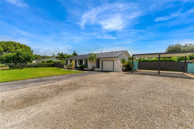 32205 SW 199th Ct, Homestead FL 33030 - Homestead, FL - Photo 2