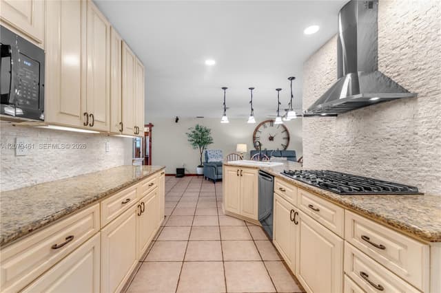 32205 SW 199th Ct, Homestead FL 33030 - Homestead, FL - Photo 7