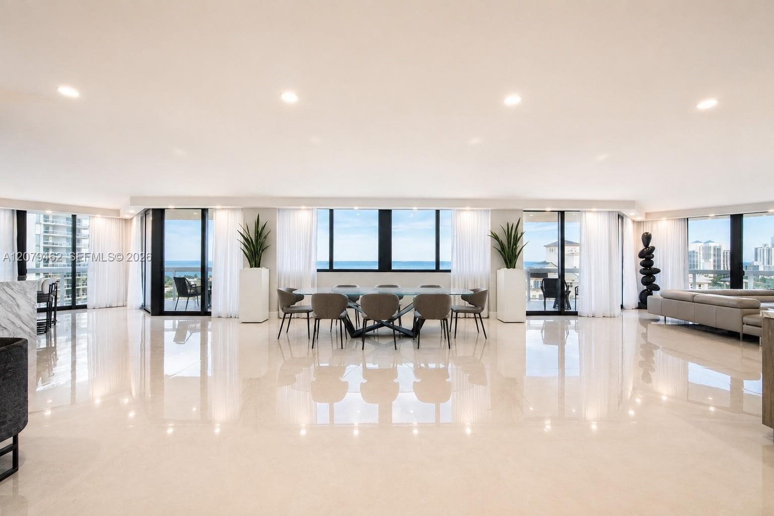 20185 E Country Club Dr # 1801, Aventura FL 33180 - Aventura, FL - Photo 1