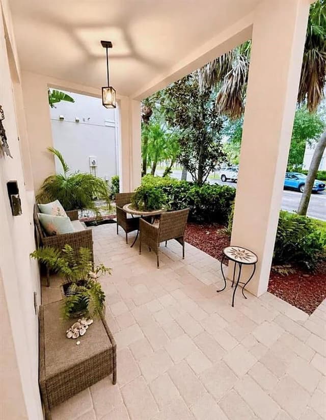 8074 MURANO Circle, Palm Beach Gardens FL 33418 - Palm Beach Gardens, FL - Photo 2
