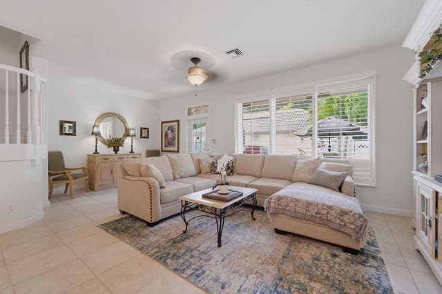 8074 MURANO Circle, Palm Beach Gardens FL 33418 - Palm Beach Gardens, FL - Photo 6