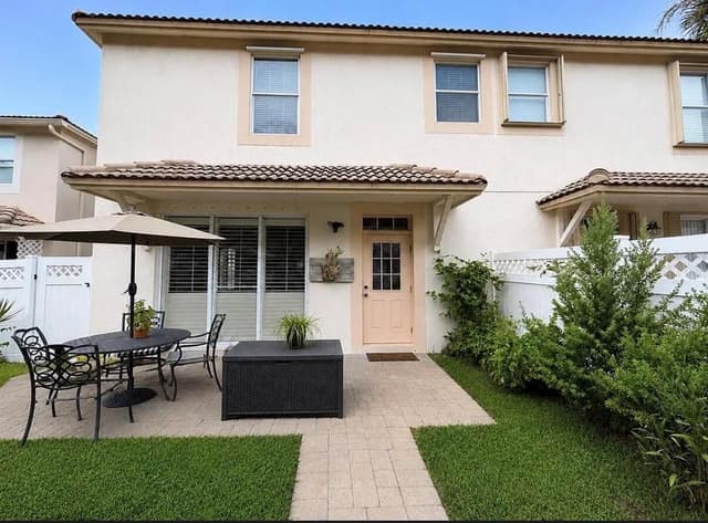 8074 MURANO Circle, Palm Beach Gardens FL 33418 - Palm Beach Gardens, FL - Photo 3