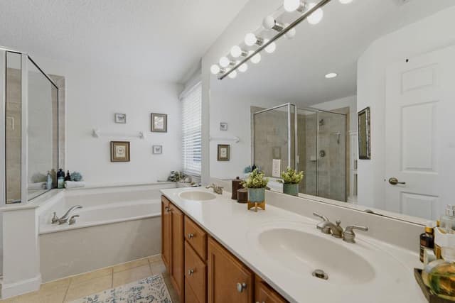 8074 MURANO Circle, Palm Beach Gardens FL 33418 - Palm Beach Gardens, FL - Photo 5