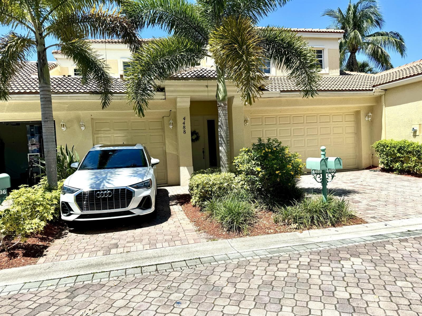 4488 Hickory Drive, Palm Beach Gardens FL 33418 - Palm Beach Gardens, FL - Photo 1