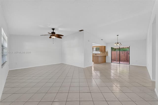 5736 SW 112th Ter, Cooper City FL 33330 - Cooper City, FL - Photo 4