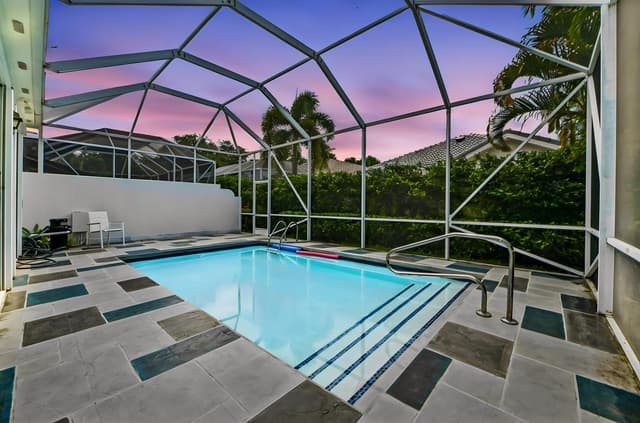 4785 Blossom Drive, Delray Beach FL 33445 - Delray Beach, FL - Photo 2