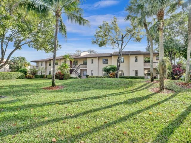9264 Vista Del Lago # H, Boca Raton FL 33428 - Boca Raton, FL - Photo 2