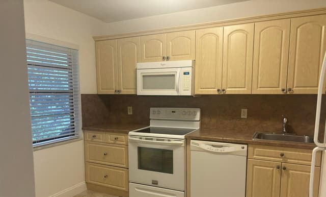 9264 Vista Del Lago # H, Boca Raton FL 33428 - Boca Raton, FL - Photo 6