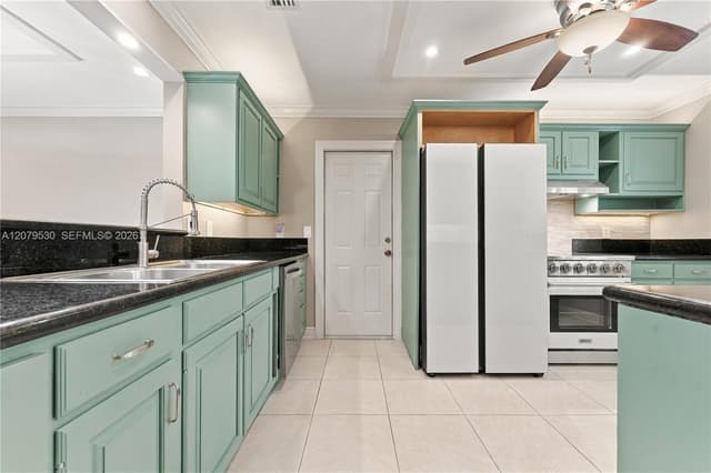 23378 SW 55th Ave unit A, Boca Raton FL 33433 - Boca Raton, FL - Photo 4