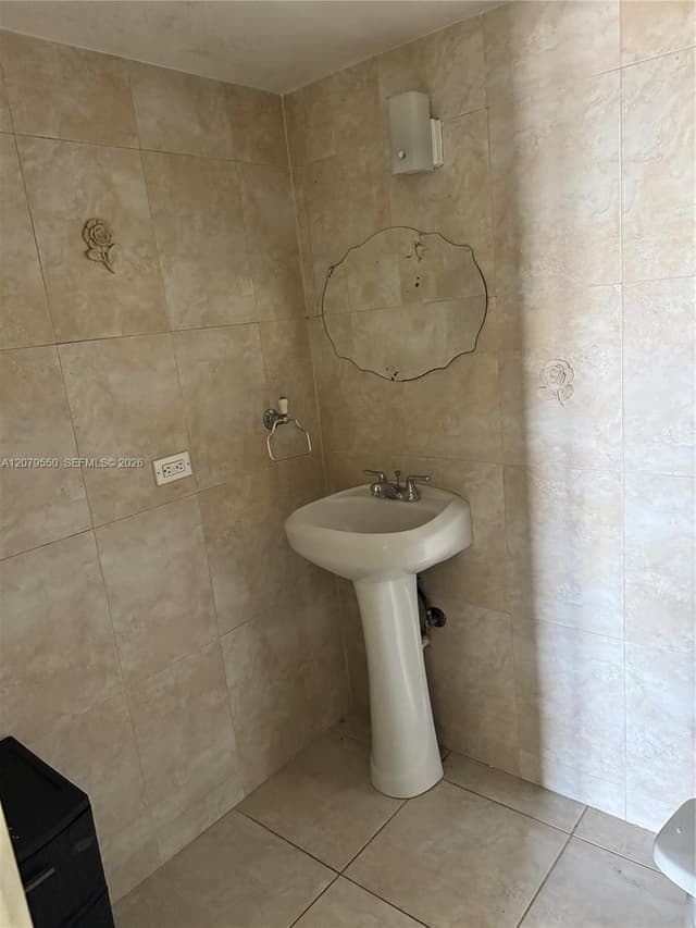 13390 NE 7th Ave # 214, North Miami FL 33161 - North Miami, FL - Photo 6