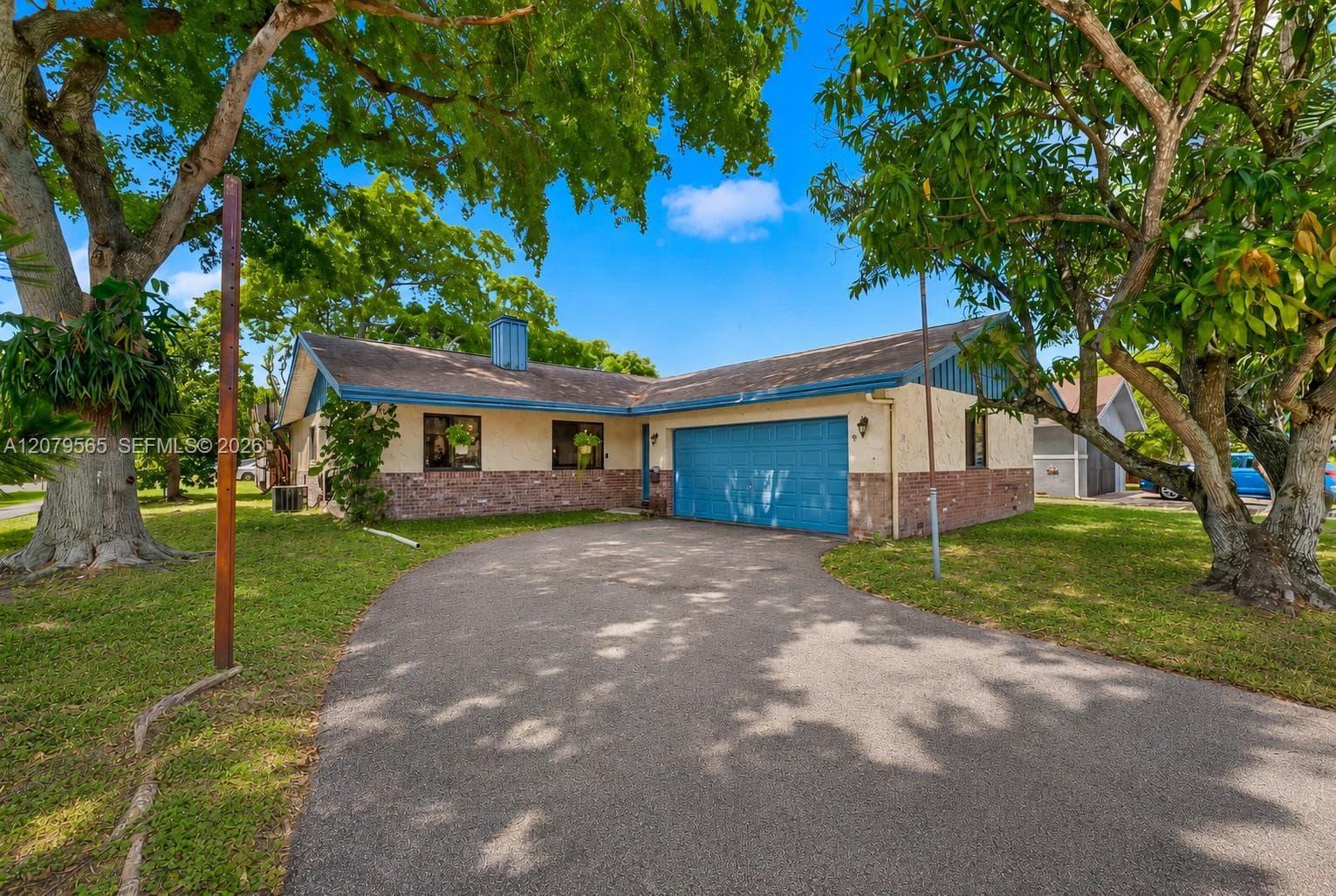 7508 SW 6th Ct, North Lauderdale FL 33068 - North Lauderdale, FL - Photo 1
