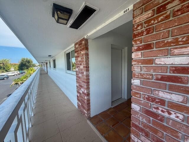 331 Tequesta Drive # 220, Tequesta FL 33469