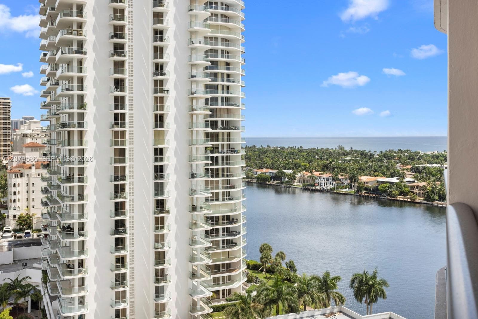 19667 W Turnberry Way # G, Aventura FL 33180