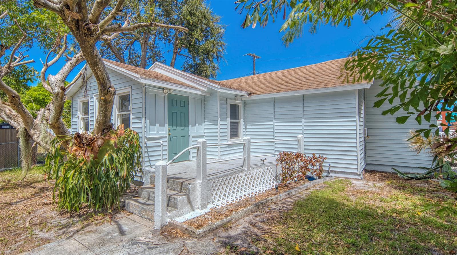 708 N H Street, FL 33460 - Photo 1