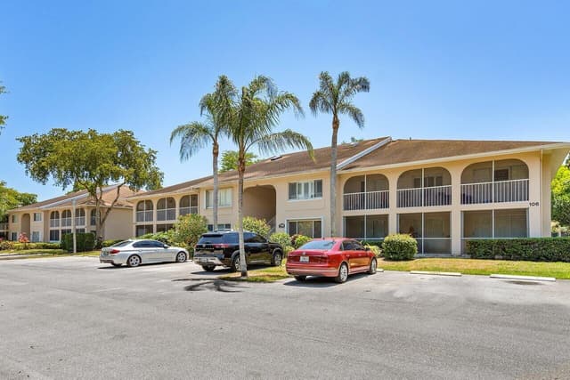 13770 ONEIDA Drive # D2, Delray Beach FL 33446 - Delray Beach, FL - Photo 3